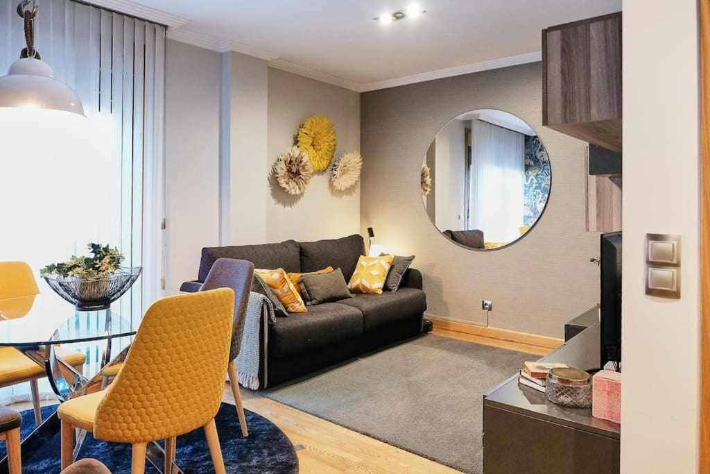 Apartamento Mariscal Понтеведра Екстериор снимка
