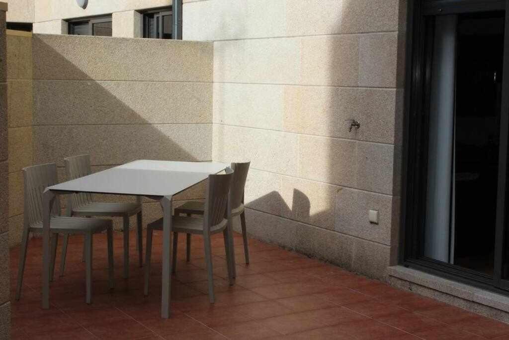 Apartamento Mariscal Понтеведра Екстериор снимка
