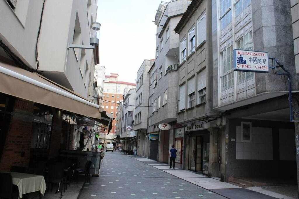 Apartamento Mariscal Понтеведра Екстериор снимка