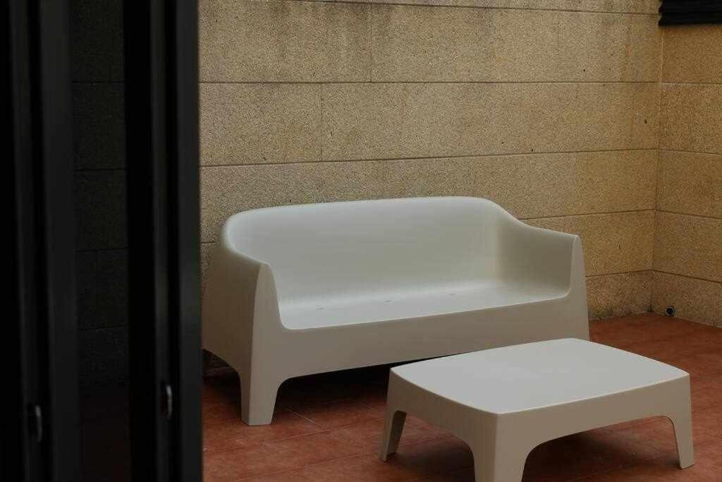 Apartamento Mariscal Понтеведра Екстериор снимка